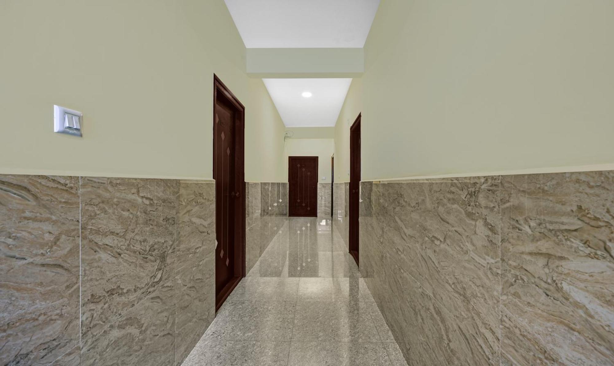 Collection O Royal Suites Bangalore Luaran gambar
